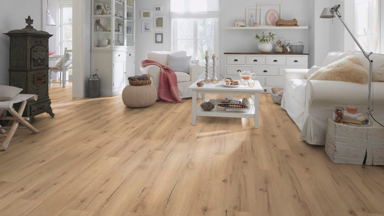 Idees per instal·lar paviments laminats en espais petits